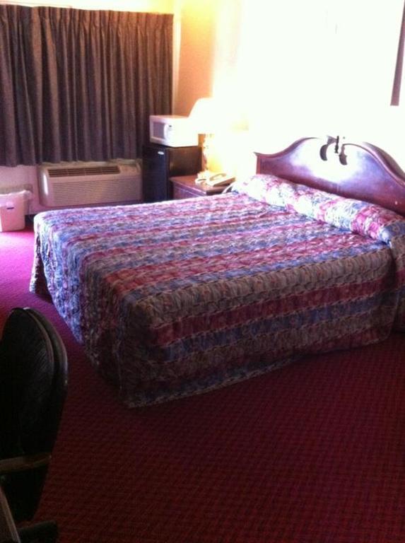 Midtown Motel Νιούπορτ Νιουζ Δωμάτιο φωτογραφία
